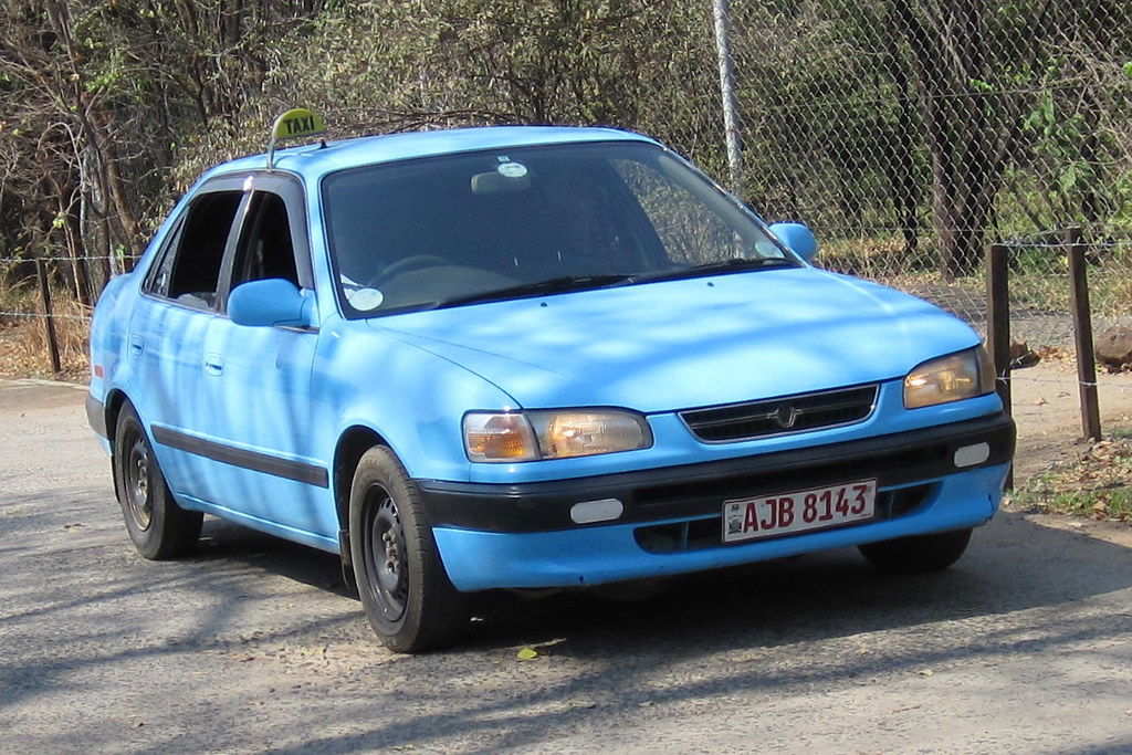 Taxiuri și transport urban