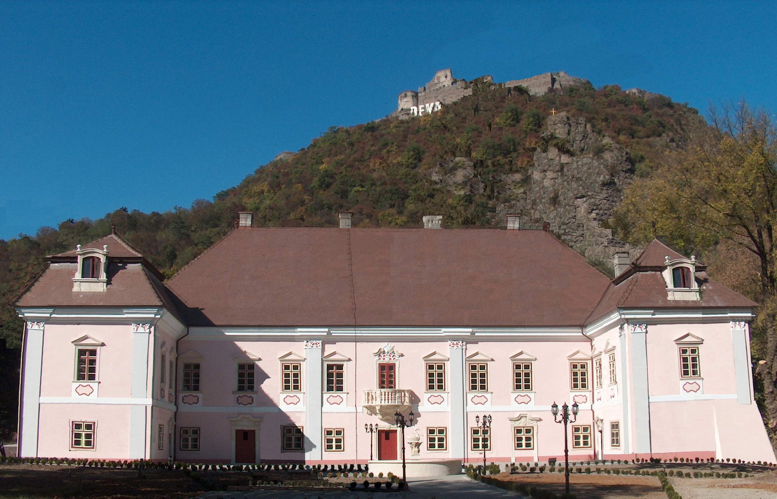 Palatul Magna Curia (Muzeul Civilizatiei Dacice si Romane)