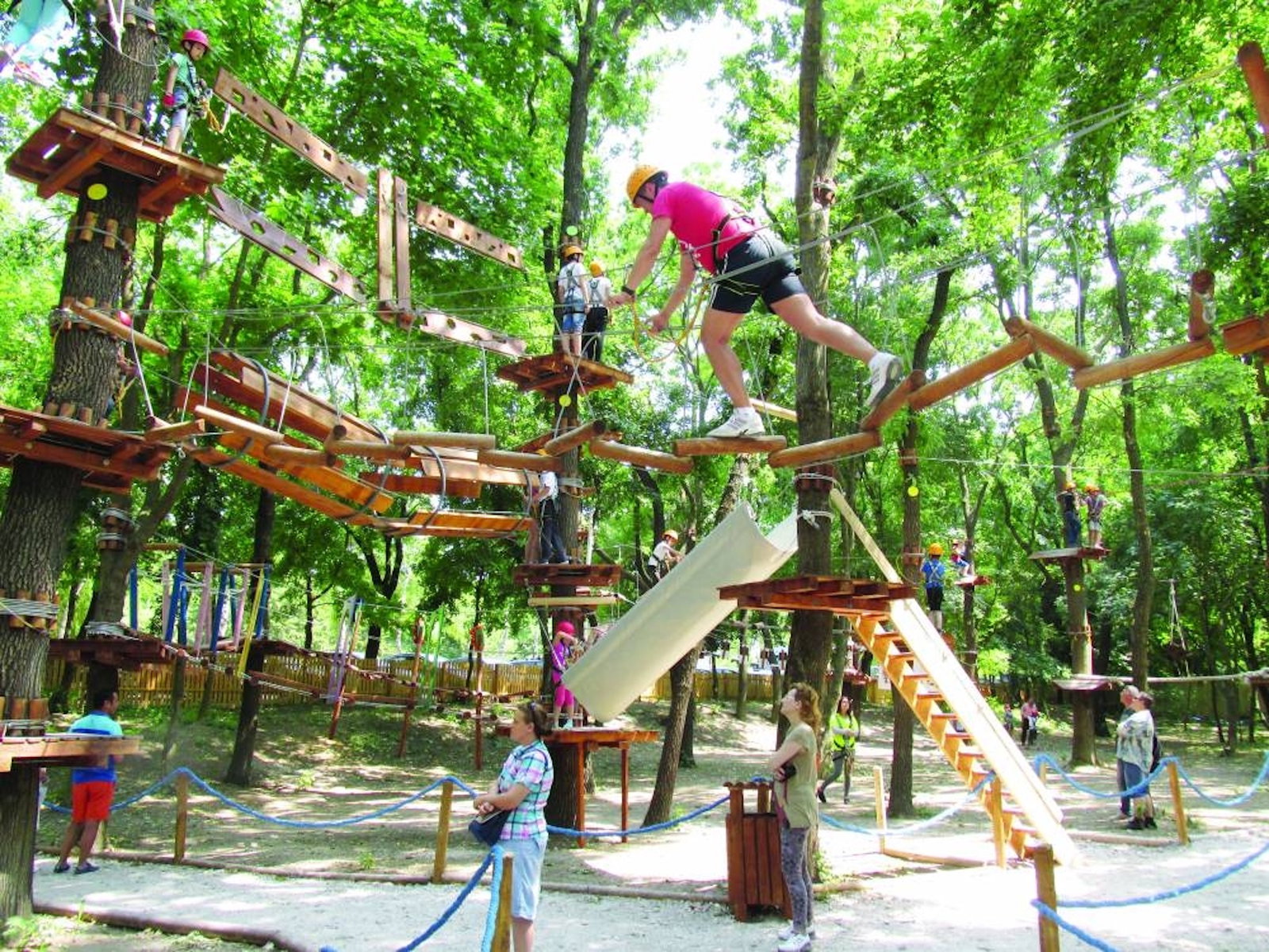 Parcul de aventura „Paradis Land”