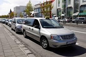 Taxiuri și ride-sharing