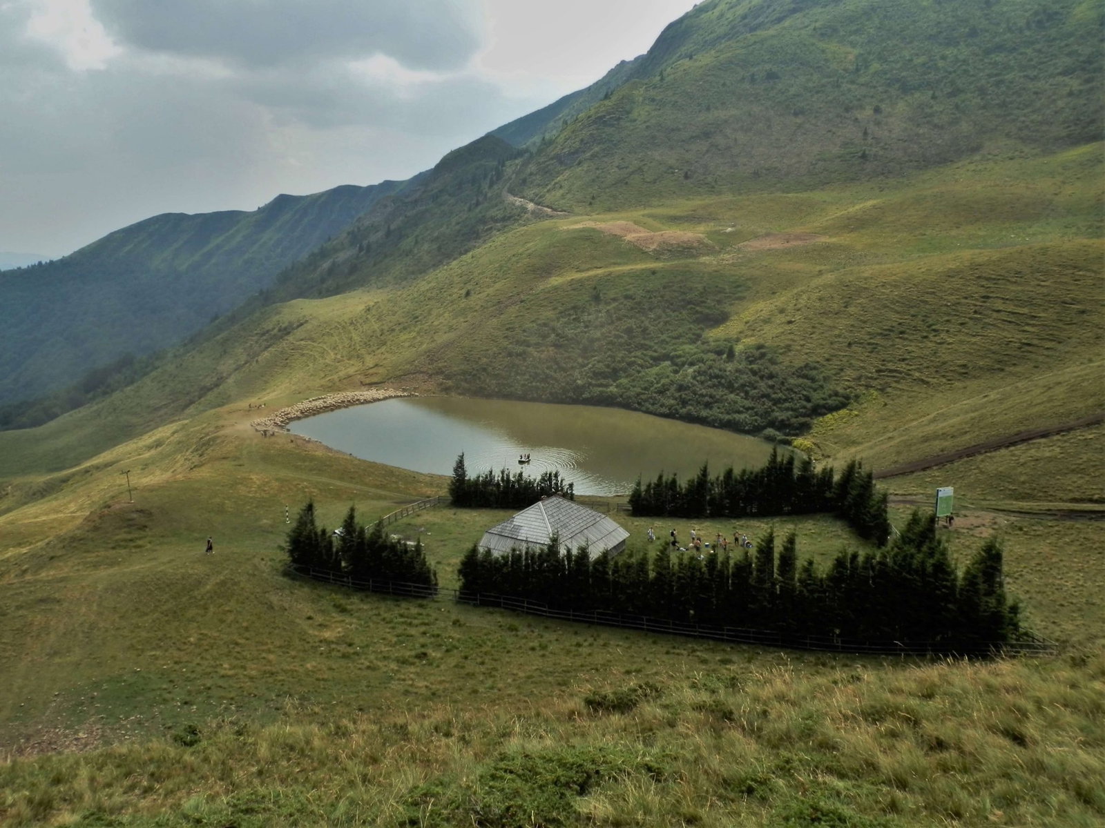 Rezervatia Naturala Dealurile Bestepe (Cele 5 Degete)