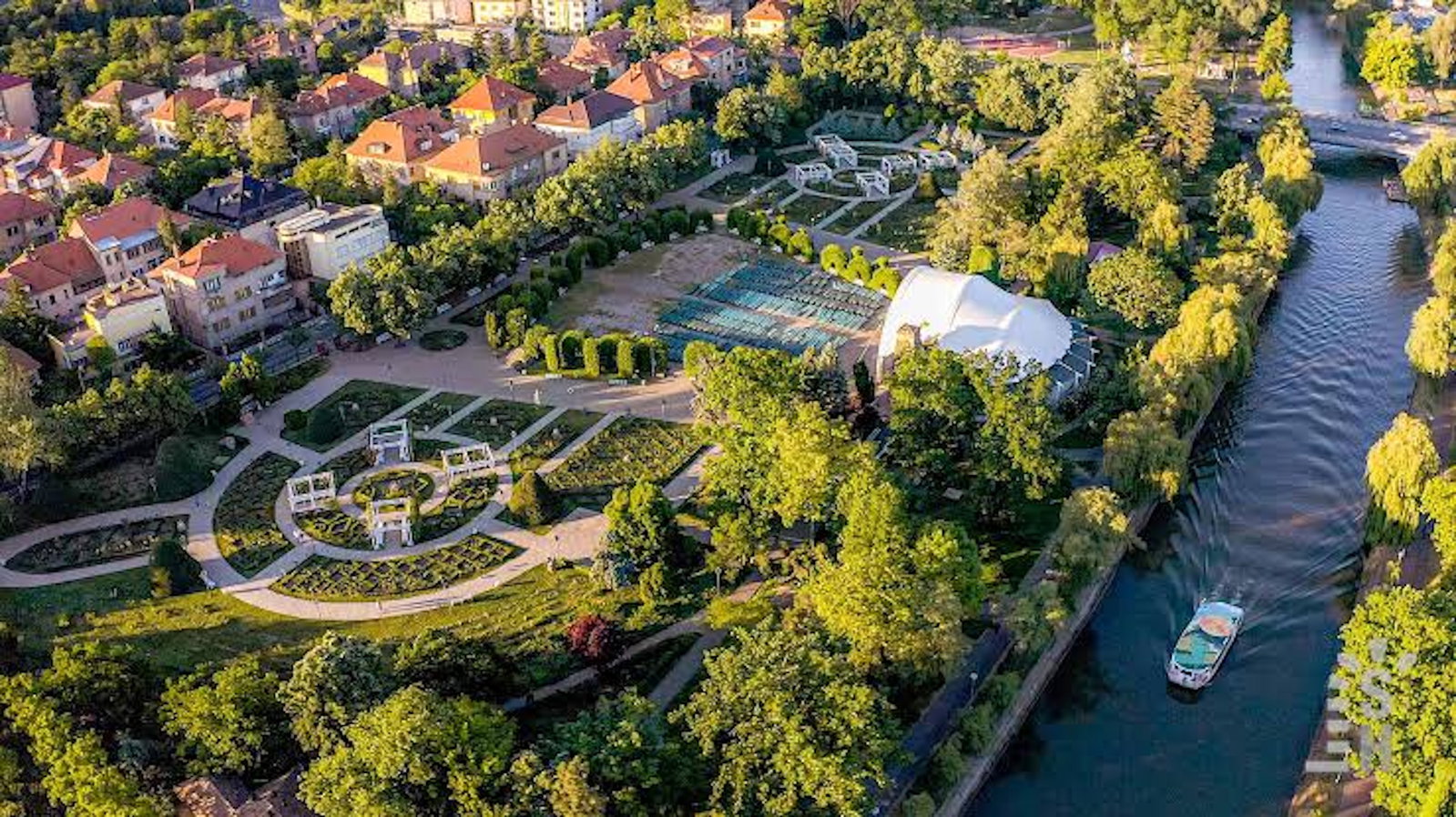 Parcul Rozelor si Malurile Raului Bega