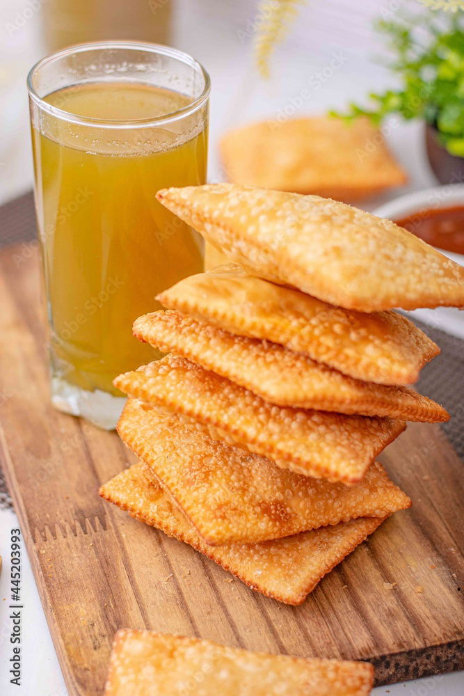 Caldo de Cana & Pastel