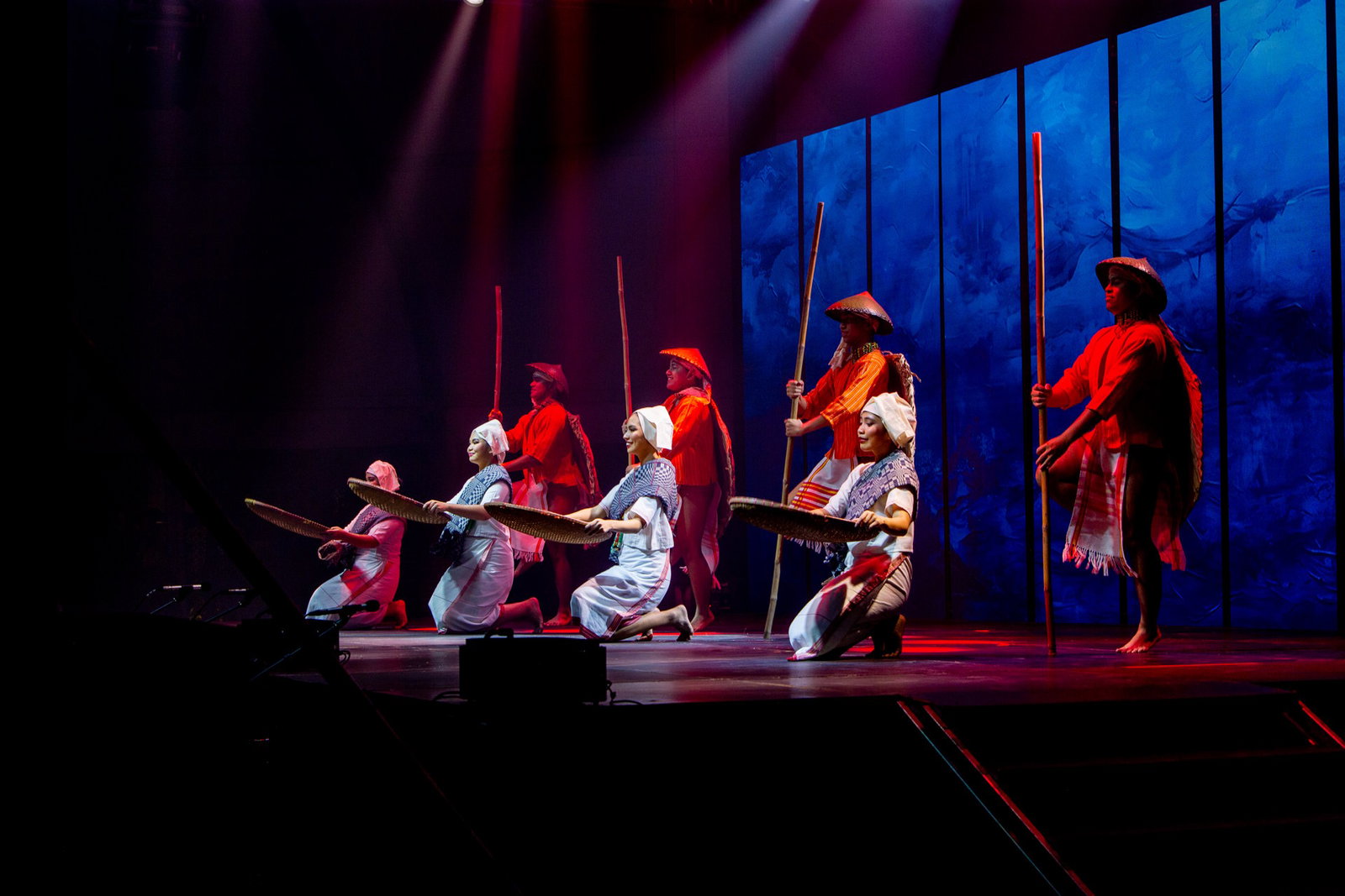 Evenimente AzAmazing Evenings si cultura locala