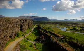 Þingvellir (Thingvellir)