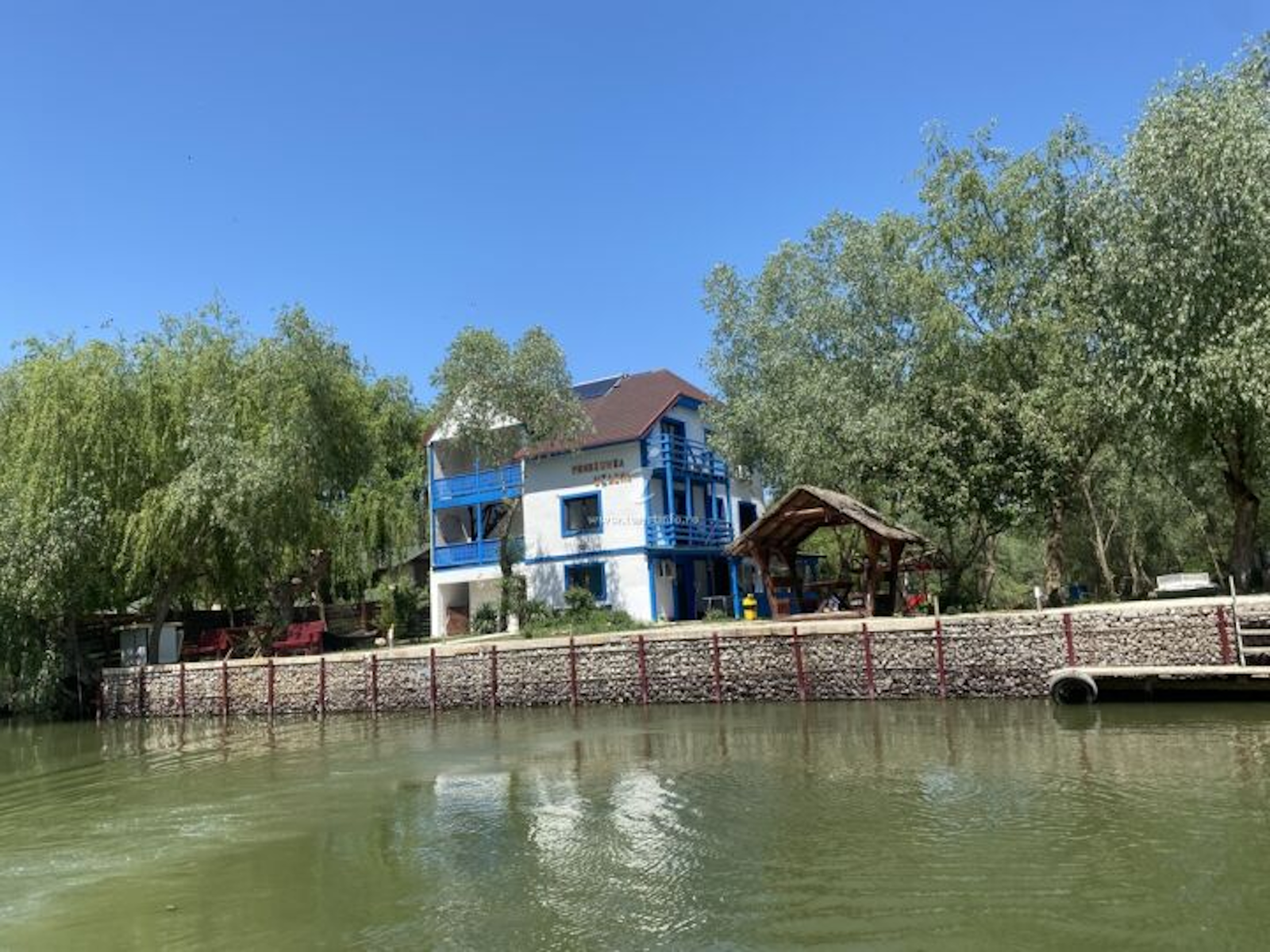 Canalul Uzlina