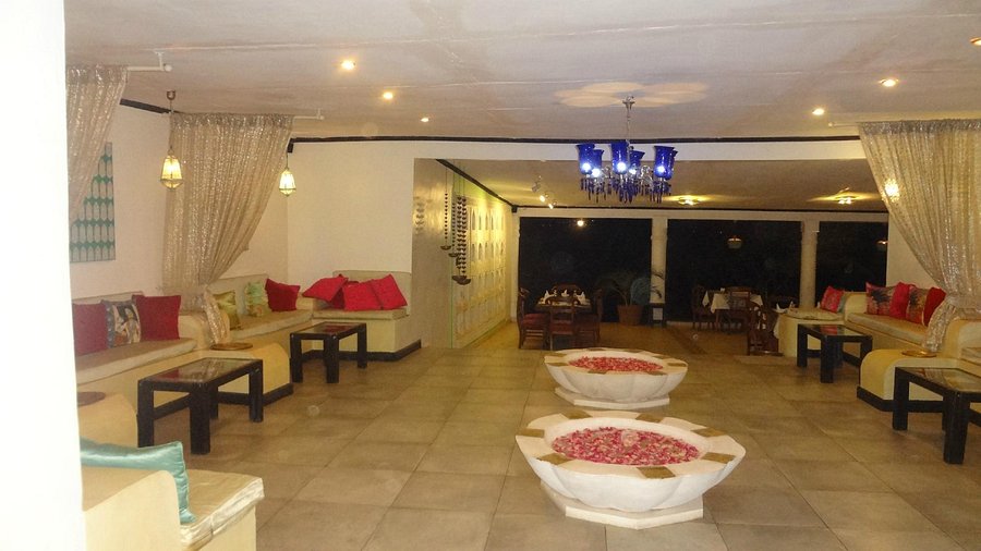 Khazana the Verandah