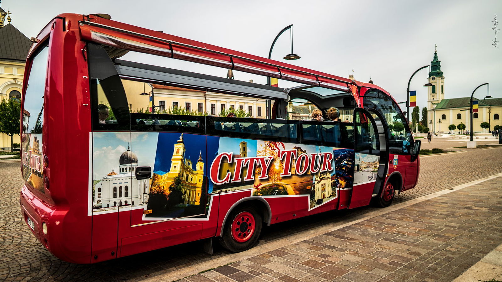 Autobuze expres și shuttle-uri turistice