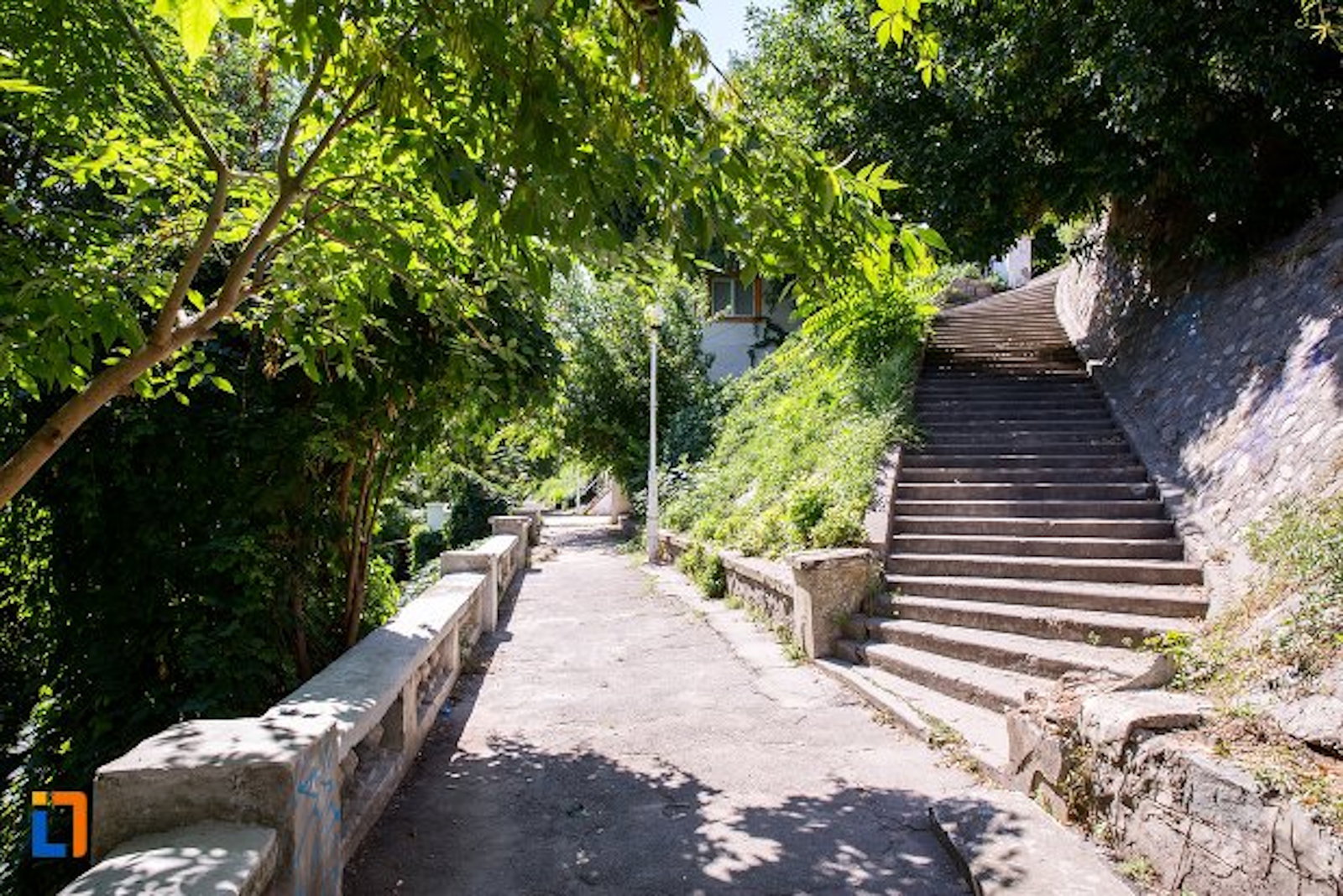 Centrul Istoric si Faleza Dunarii din Braila (la 5 km)