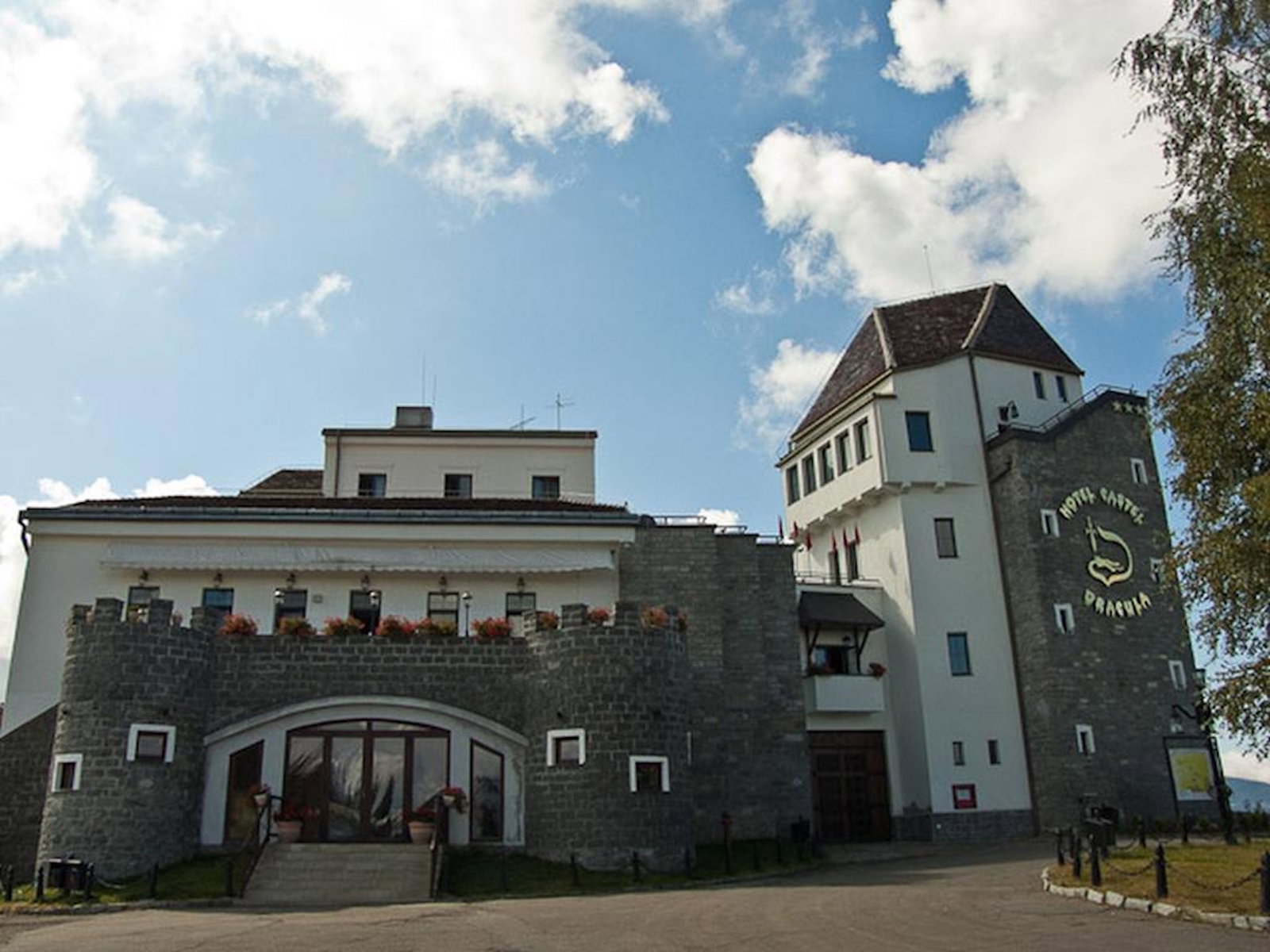 Pasul Tihuta si Castelul Dracula
