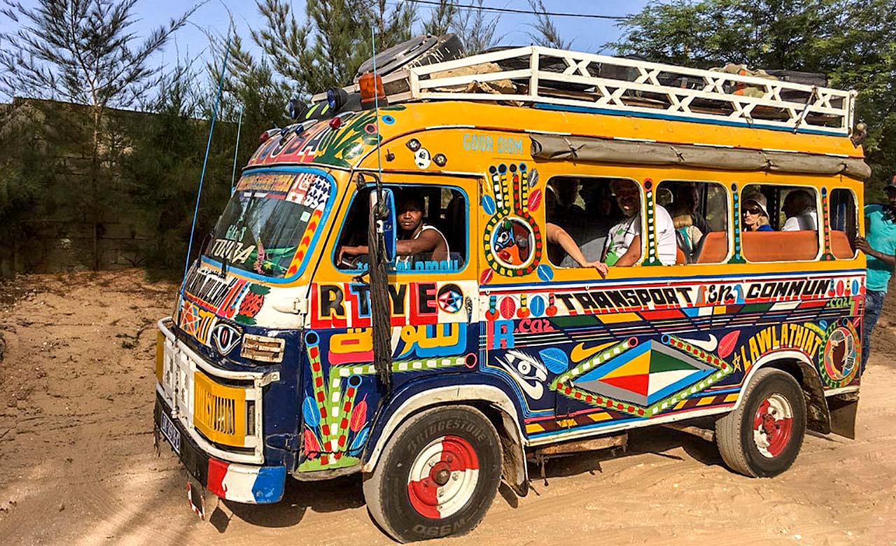 Taxiuri și transport urban