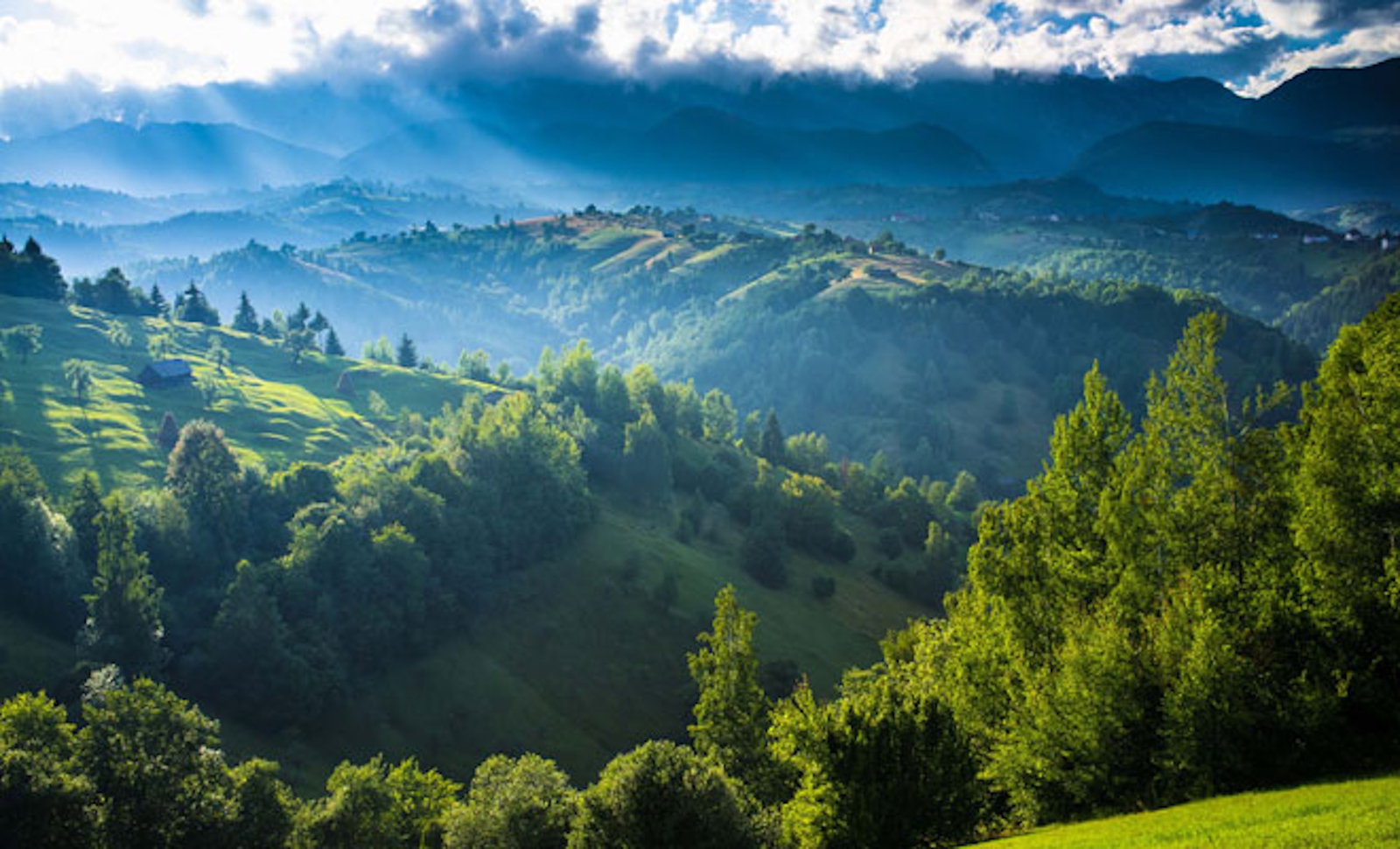 Punctele de Panorama Areal Fundata - Sirnea - Fundatica