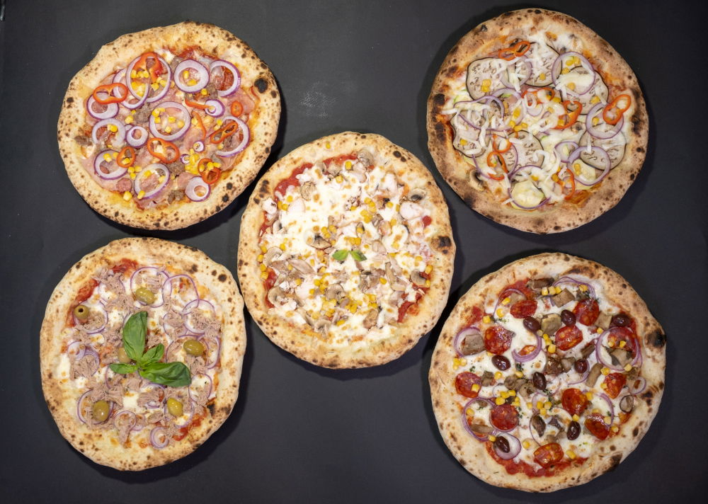 Pizza mică/locală