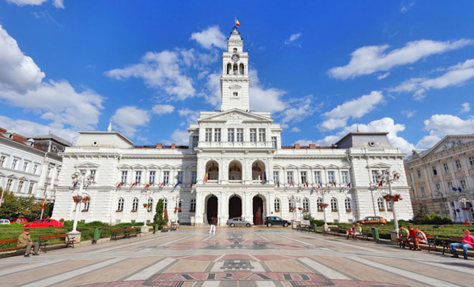 Palatul Administrativ si Bulevardul Revolutiei