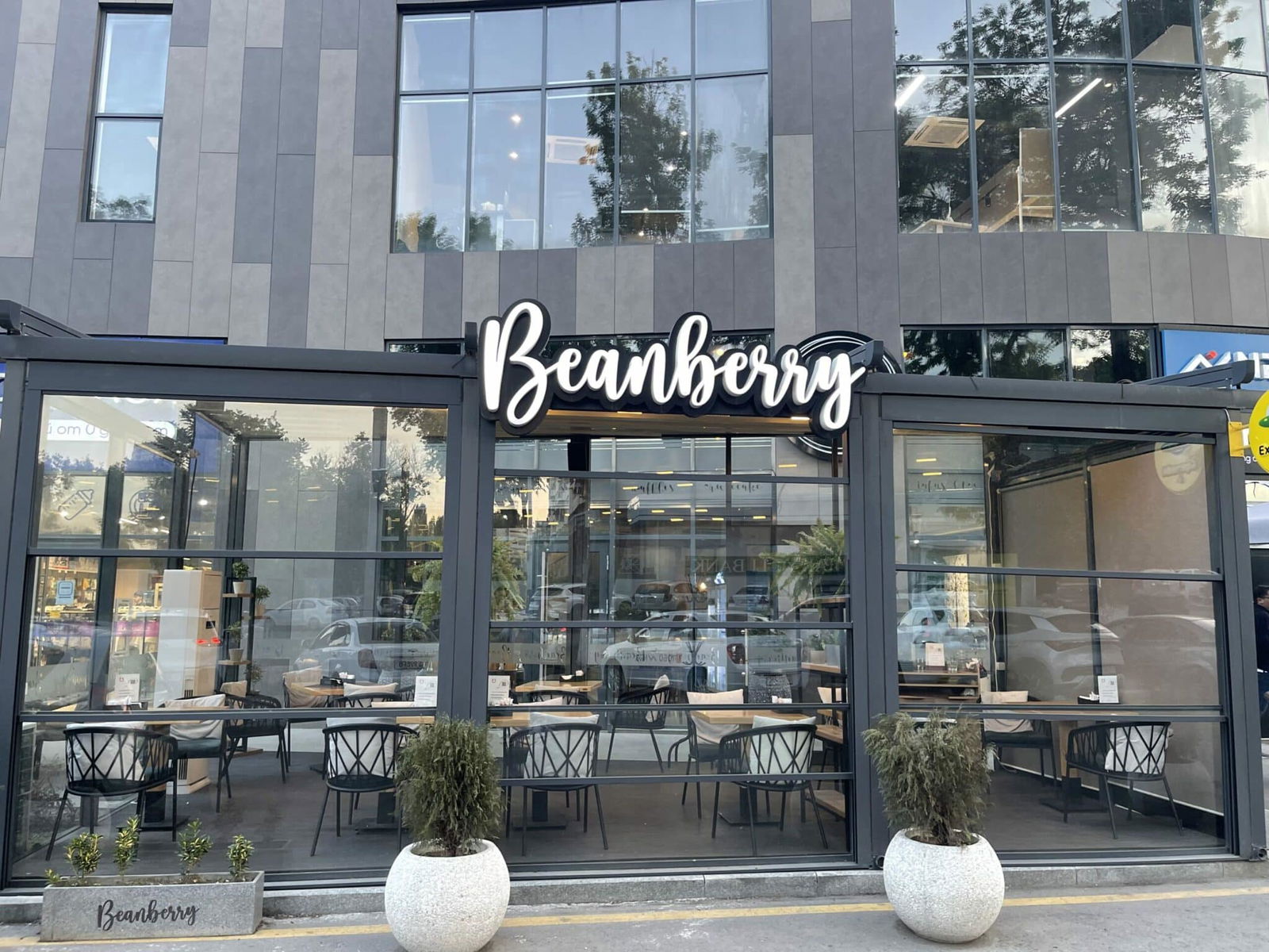 Coffee Bean Tashkent