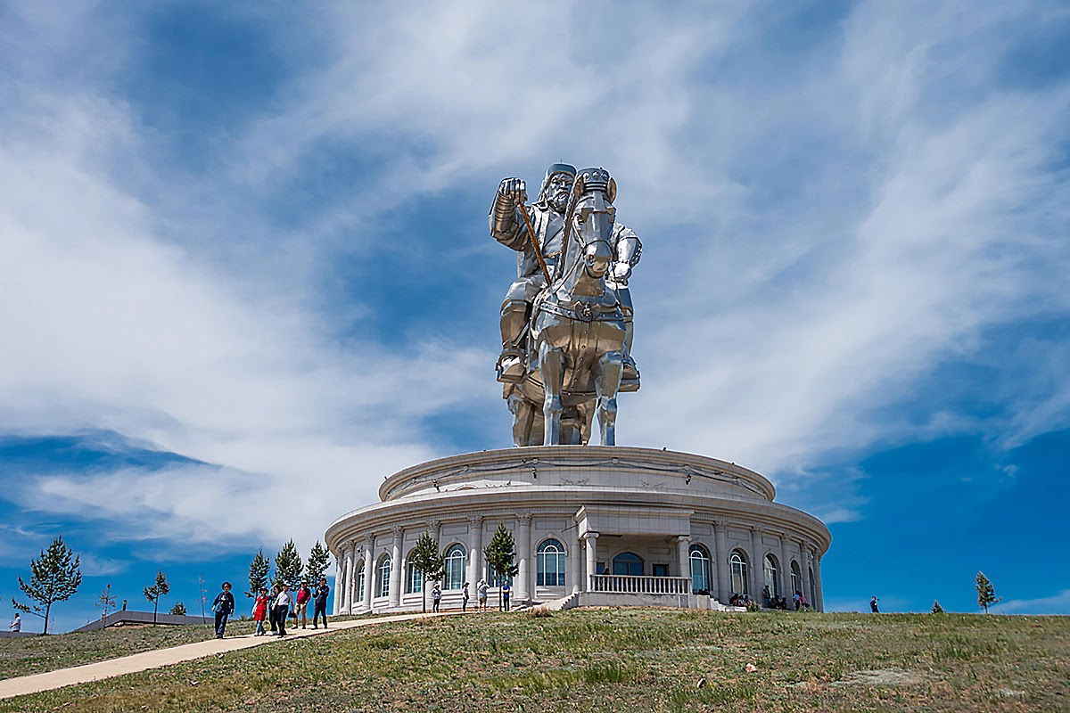  Complexul Statuia lui Genghis Han și Muzeul Tematic