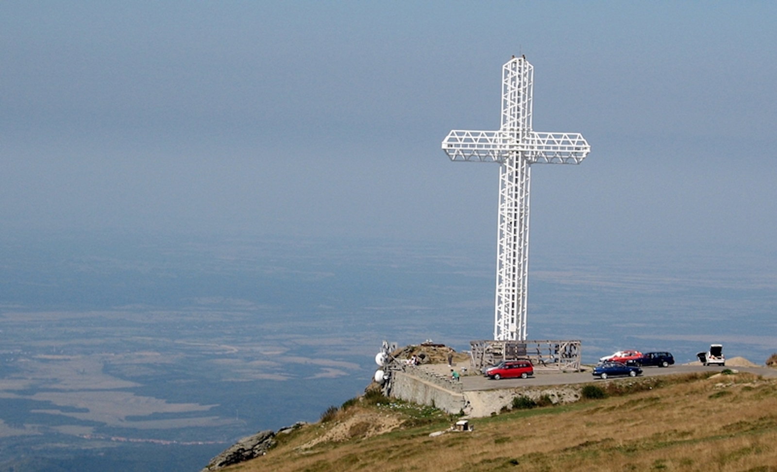 Muntele Mic si Crucea Eroilor