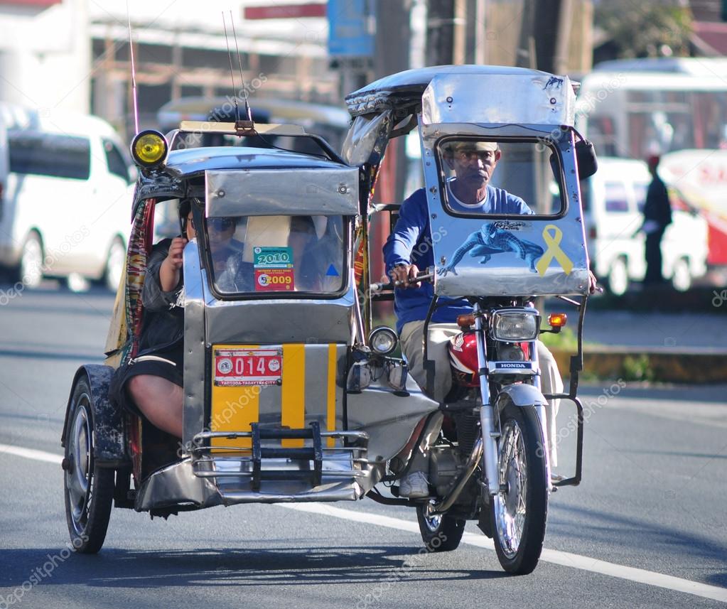 Triciclete (tricycles)