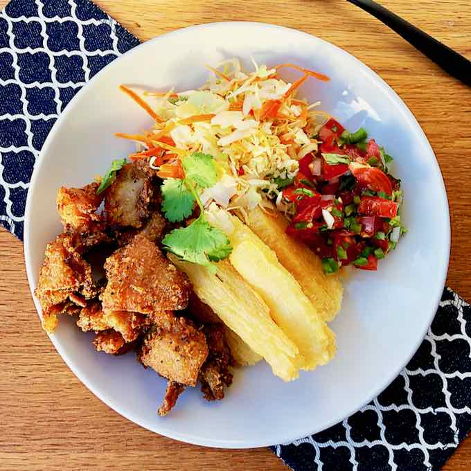 Yuca con chicharrón