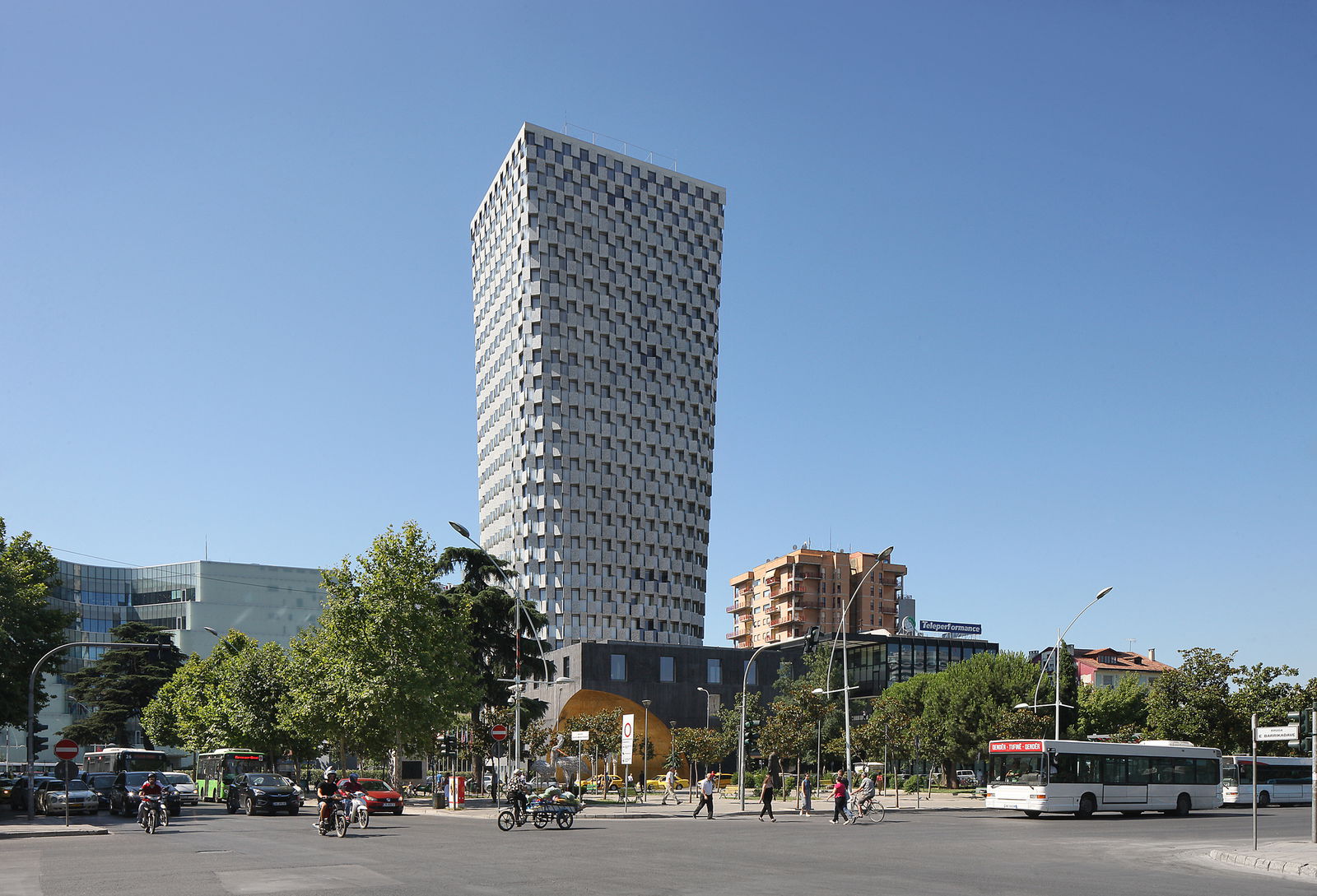 Arhitectura contemporană