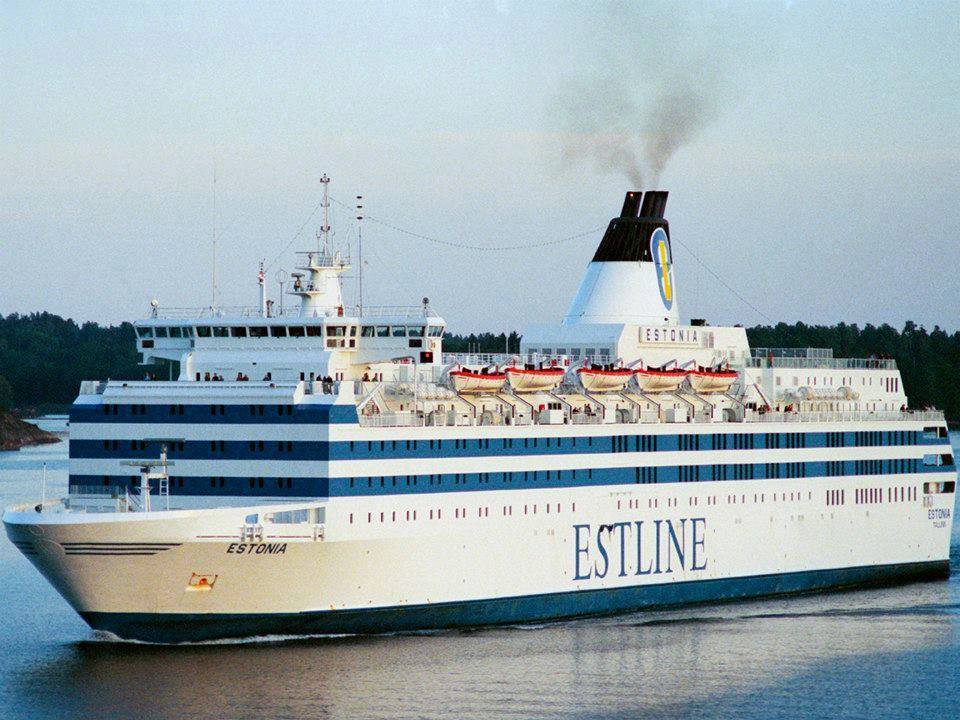 Transport maritim – Feriboturi și Croaziere